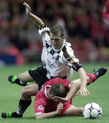 ����� ����