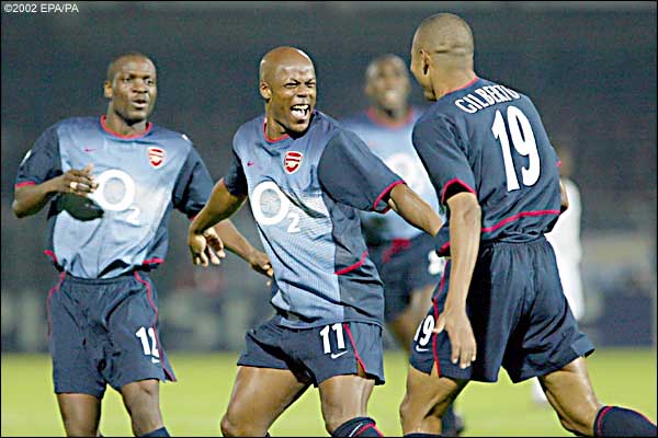 Жилберто Сильва открыл счет