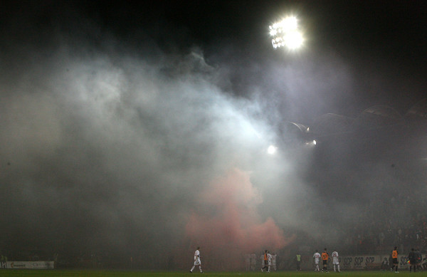 Судья остановил игру